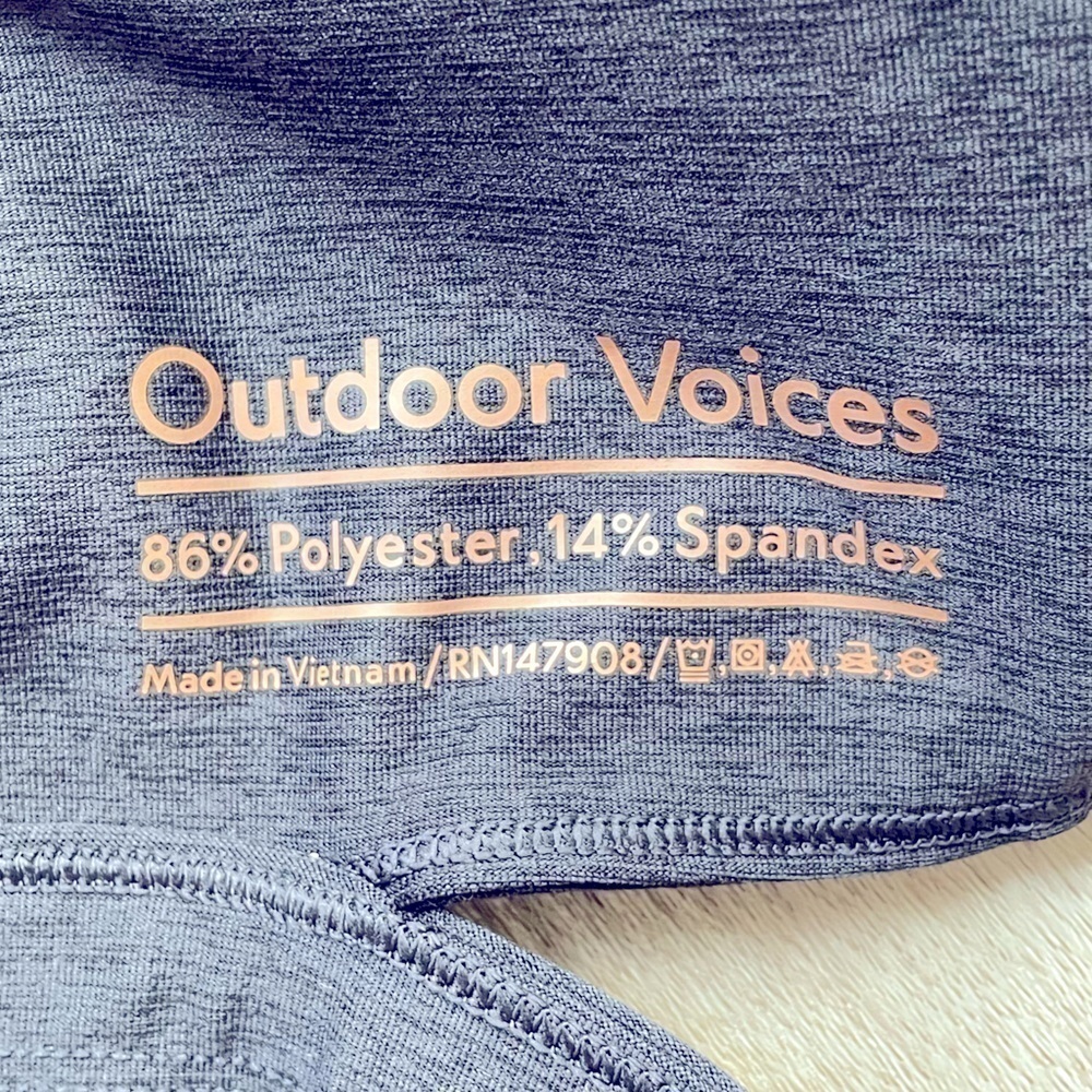 Outdoor Voices Slashback Crop, Charcoal, Women’s Size M - Picture 6 of 6